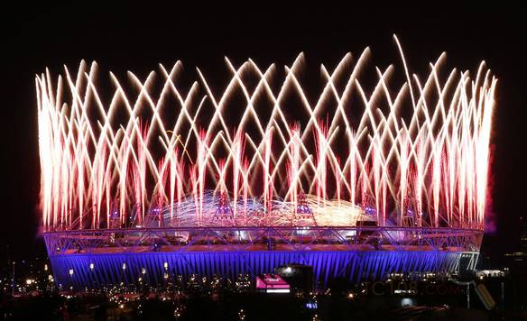 倫敦奧運會開幕式現(xiàn)場煙花表演