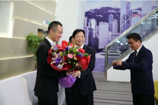 邱啟明加盟亞洲聯(lián)合衛(wèi)視